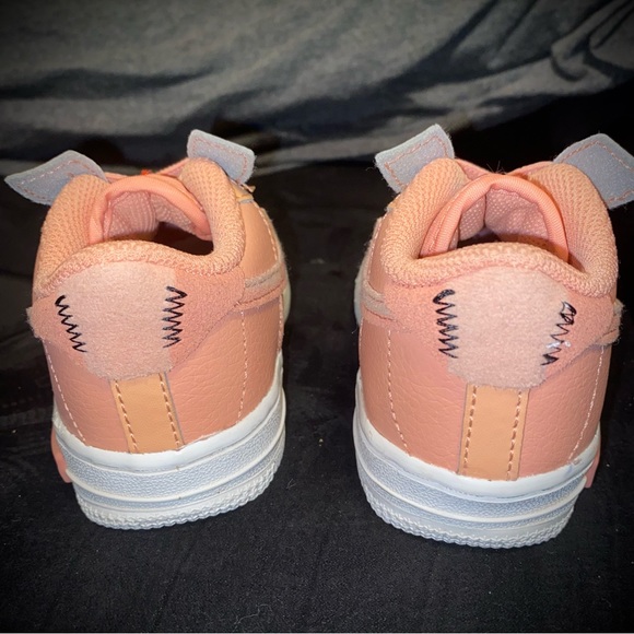 Nike Air Force 1 - Picture 3 of 4